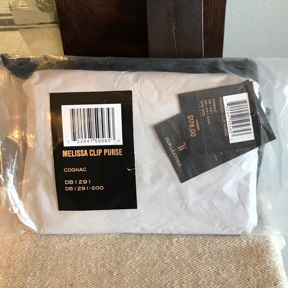 ⭐️ SALE ⭐️ NWT Frye Melissa Leather Clip Purse Wallet Retail $178 - Picture 11 of 13